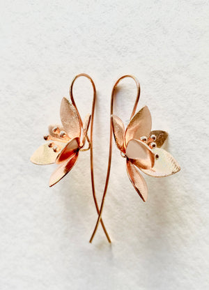 Open image in slideshow, Rose Gold Flower Earrings
